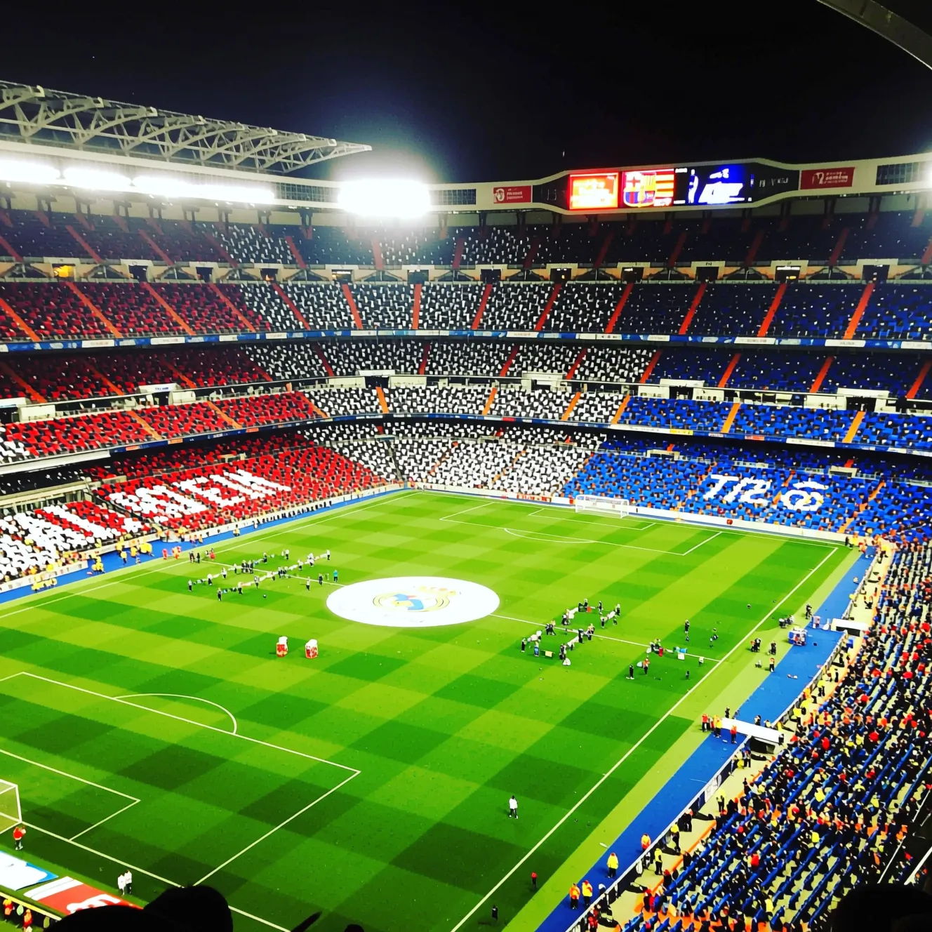 Великое противостояние «Реала» и «Барселоны»: история матчей и интриги, которые дарит элькласико фанатам.